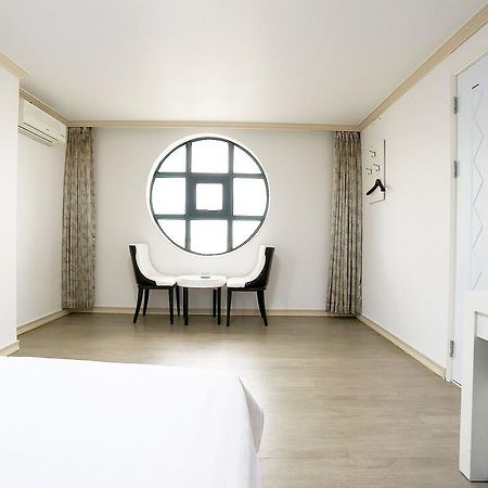 Songrim Motel Szokcsho Kültér fotó