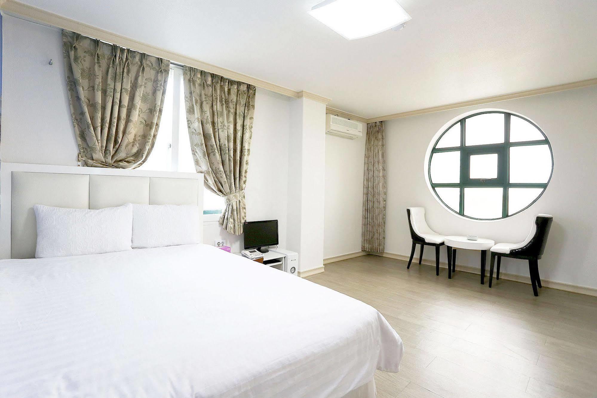Songrim Motel Szokcsho Kültér fotó